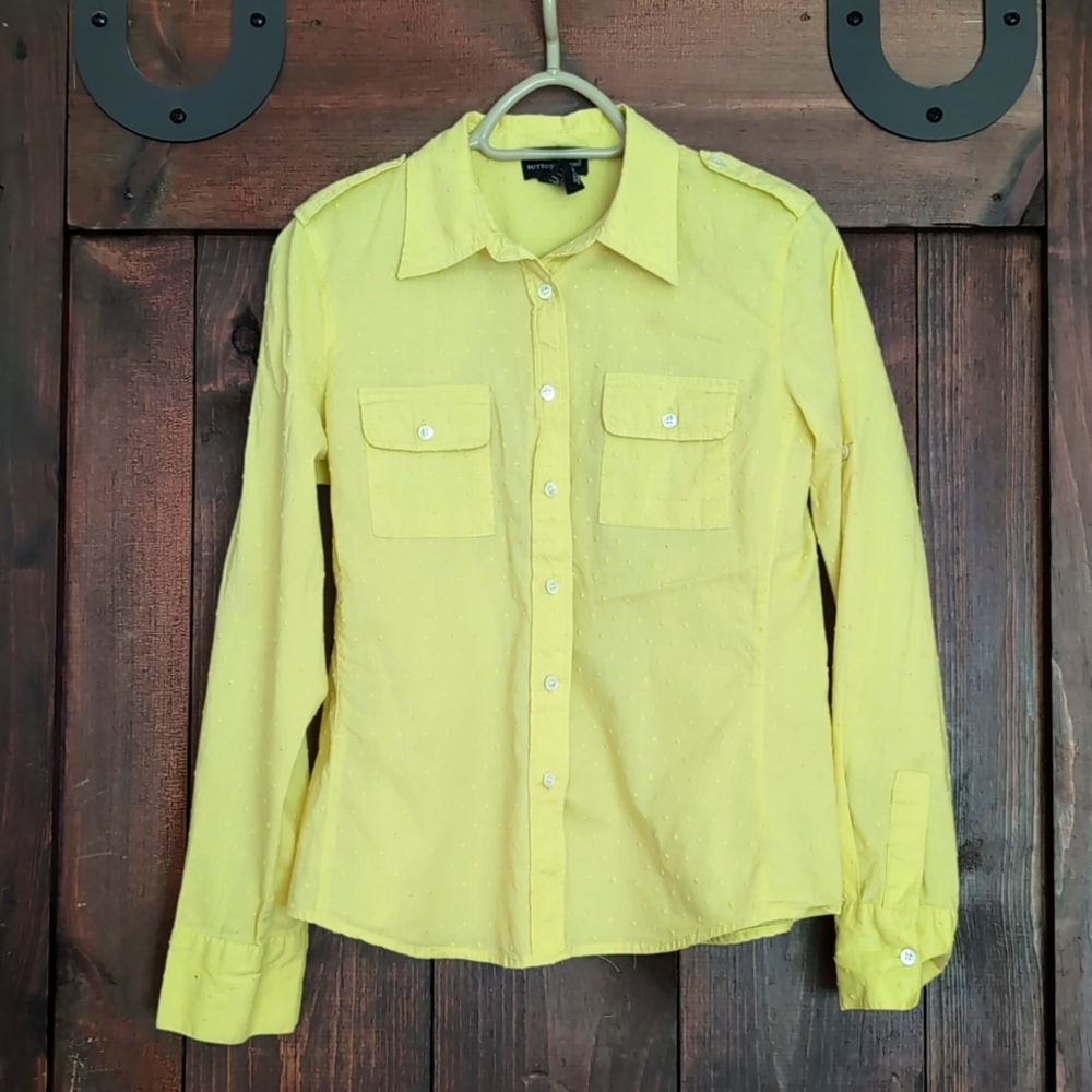 Sutton Studio Y2K Women's Yellow Button Down Blouse with Yellow Dot detail